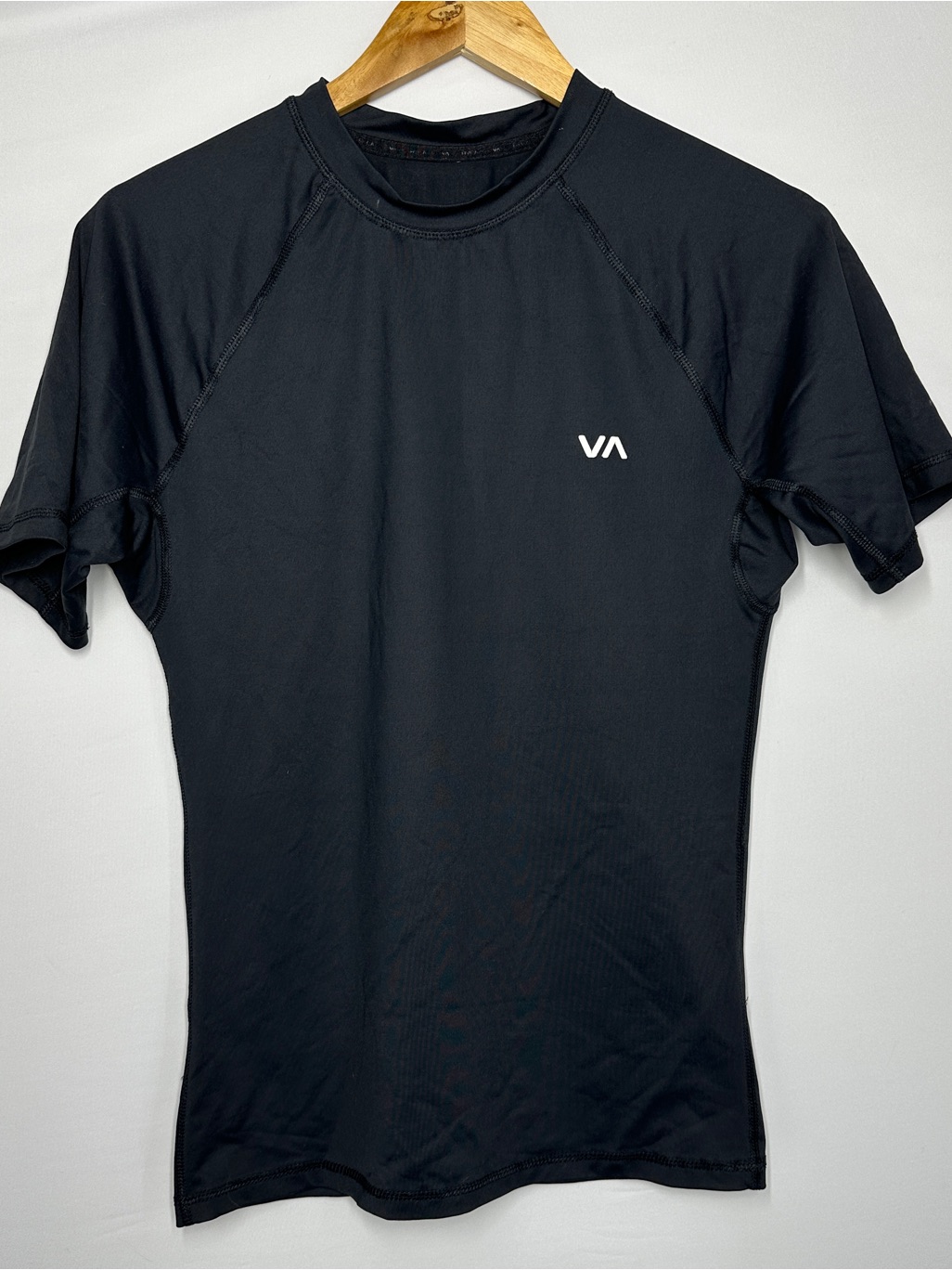 Va Rvca Medium Black Compression Short Sleeve Shirt Activewear Gym Workout